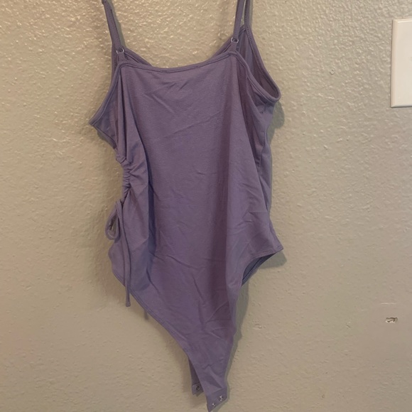 Forever 21 Dusty Lavender cut out body suit size large - Picture 5 of 5